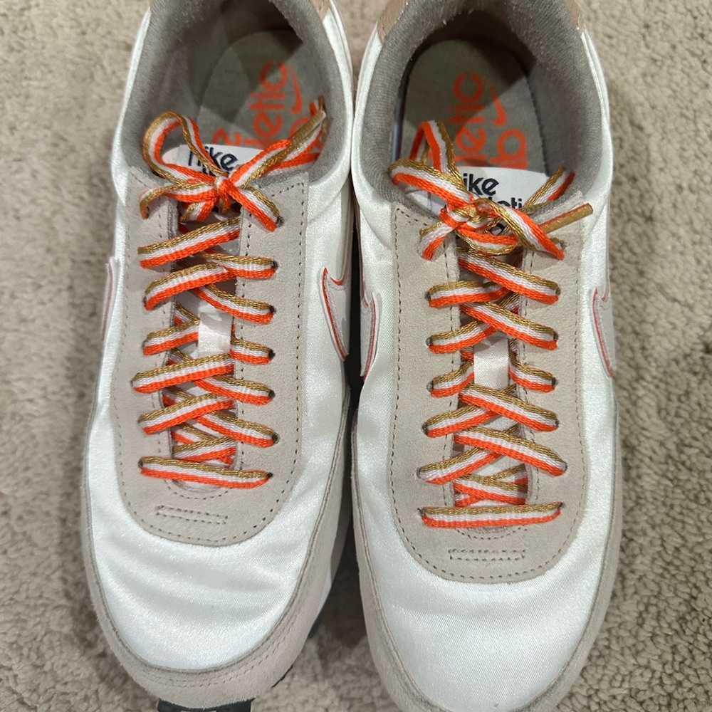 Nike DBREAK SE